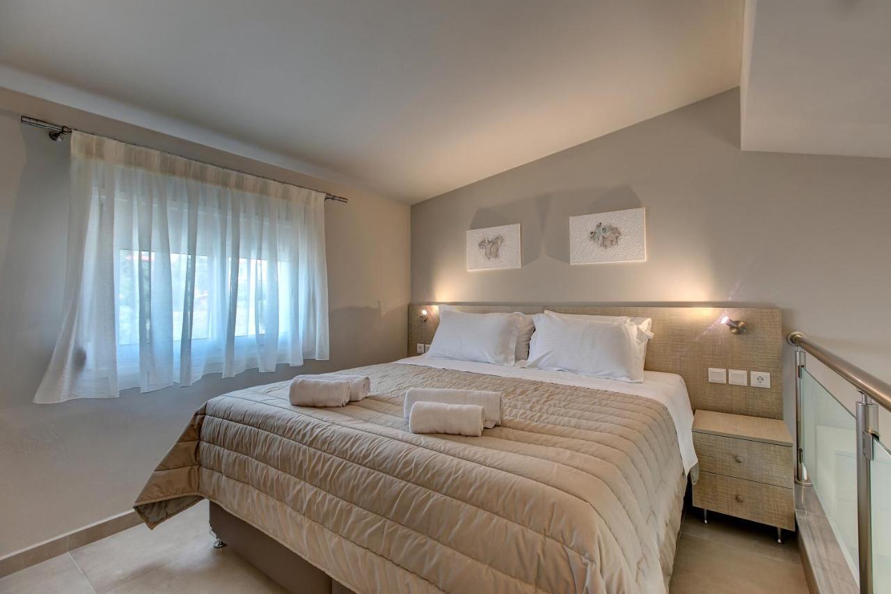 The House Of The Roses Apartment Gerakini Bagian luar foto