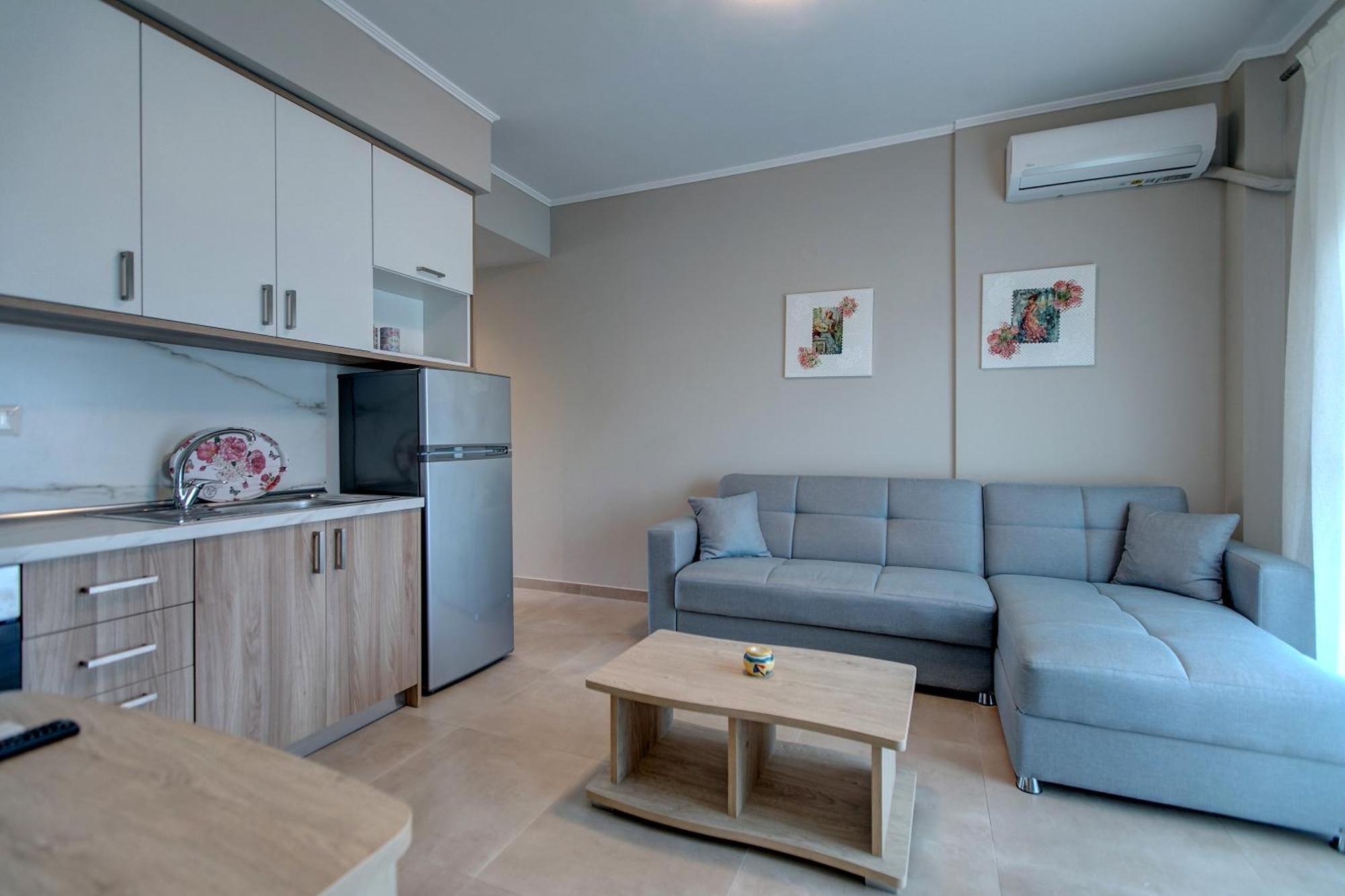 The House Of The Roses Apartment Gerakini Bagian luar foto