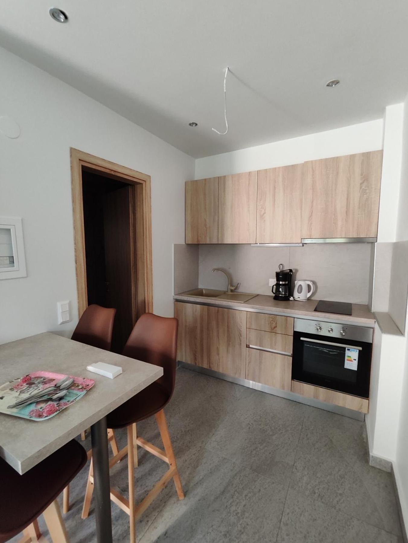 The House Of The Roses Apartment Gerakini Bagian luar foto