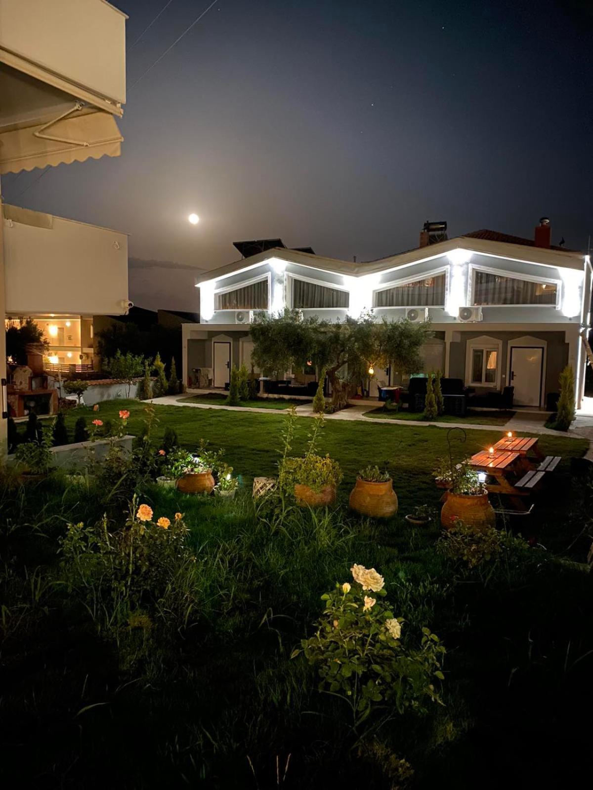 The House Of The Roses Apartment Gerakini Bagian luar foto
